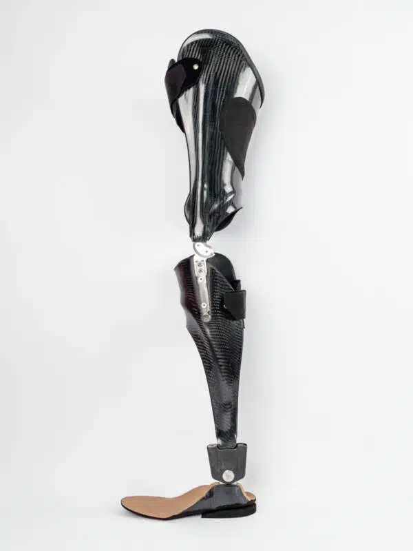 Beinorthese – Oberschenkelorthese-KAFO-individuell-ergonomic care